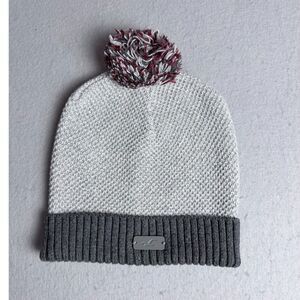 Hollister Unisex Beanie Winter Knit Hat Pom Pom Gray One Size Fits Most
